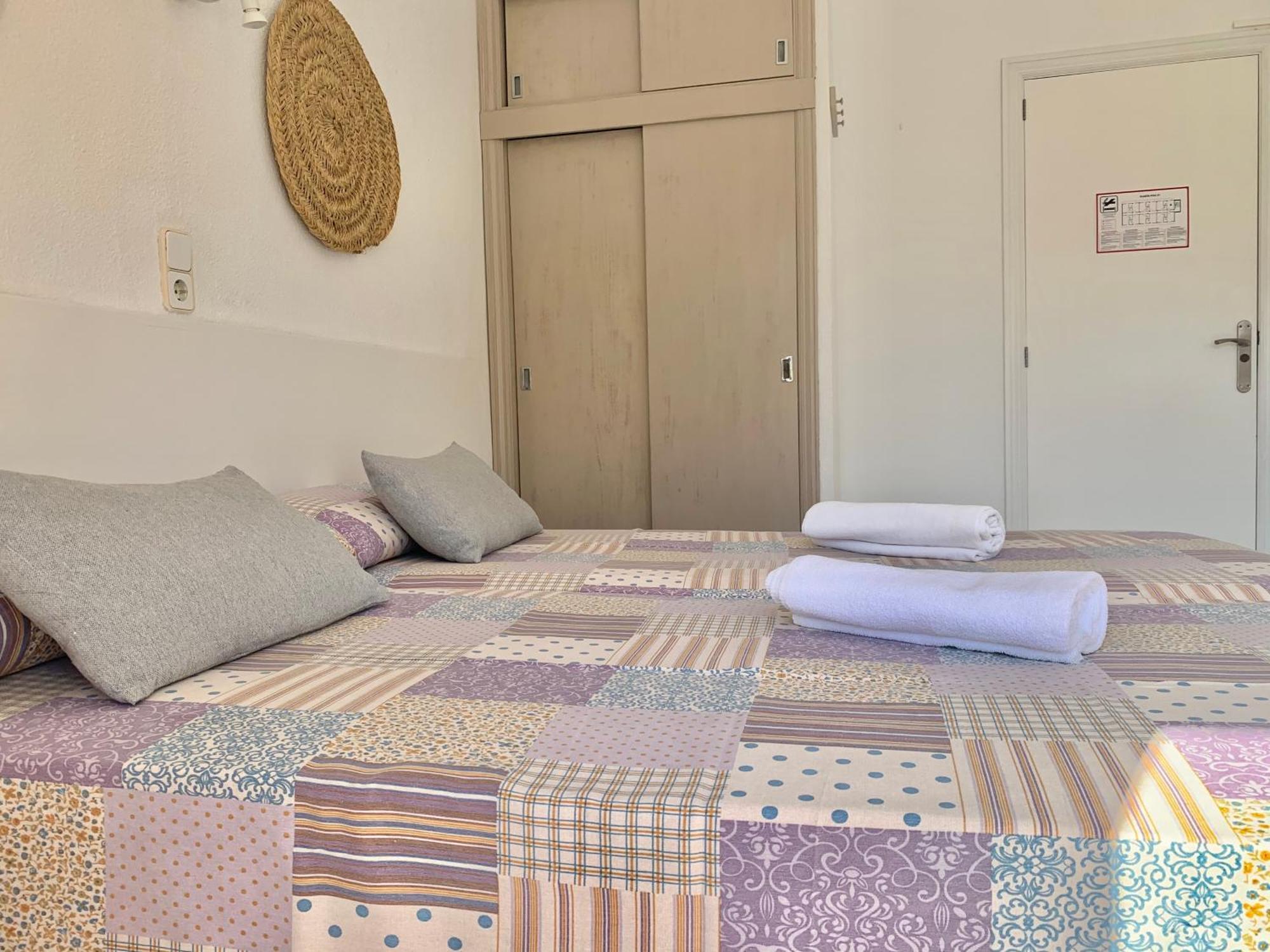 Hotel Lliteras Кала Ратхада Екстериор снимка