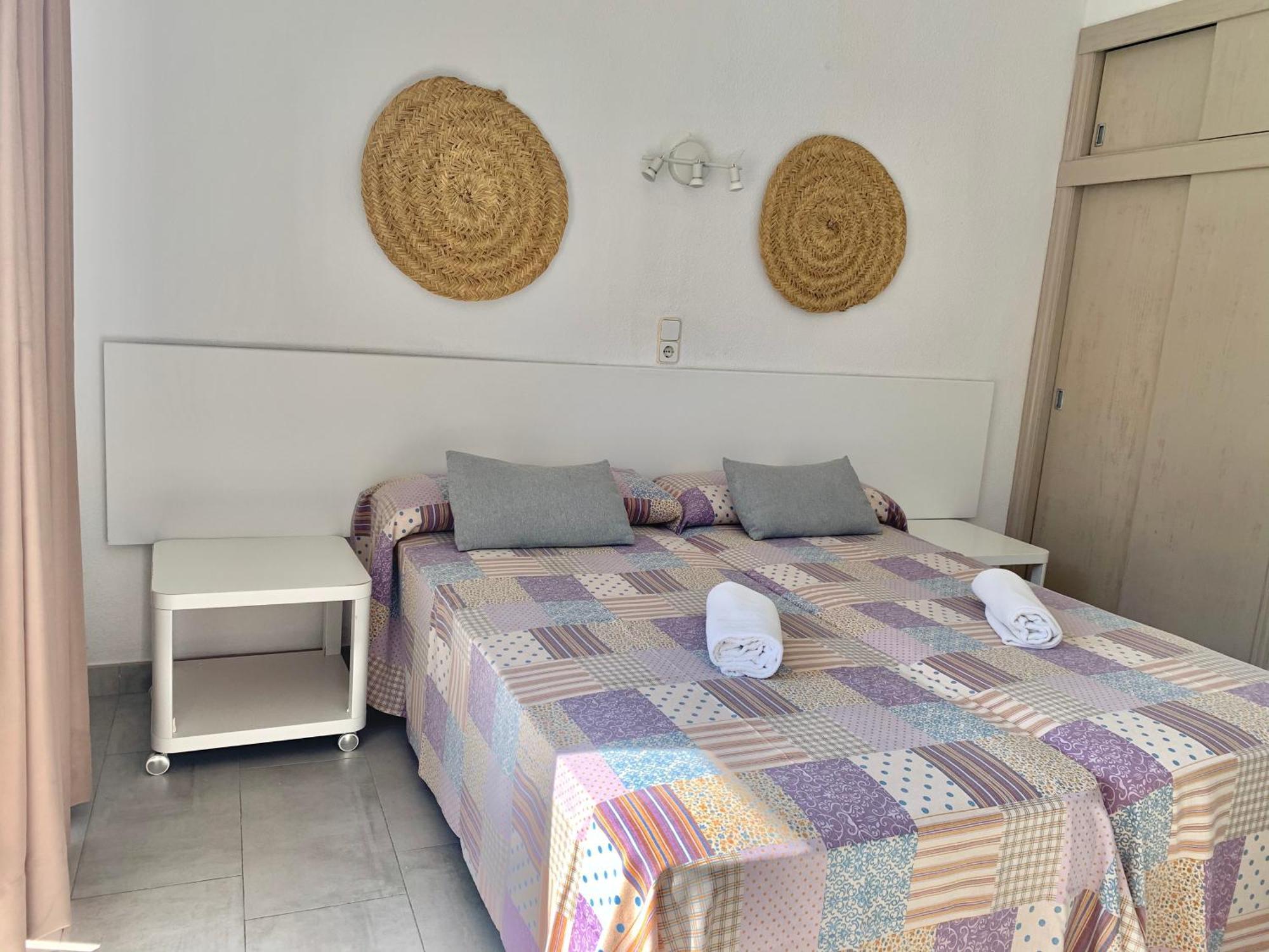 Hotel Lliteras Кала Ратхада Екстериор снимка
